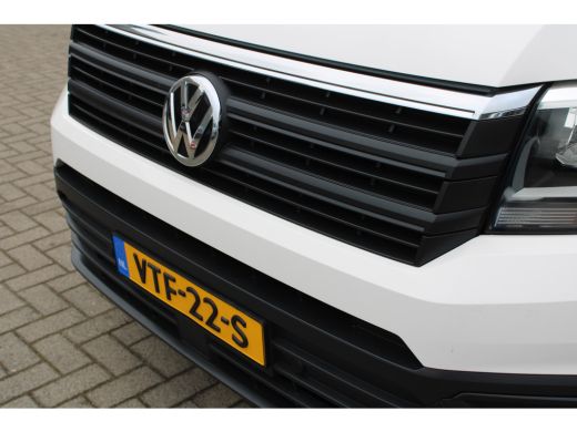 Volkswagen Crafter L3H3 2.0 TDI 140 PK Highline | CAMERA | TREKHAAK | GEVEERDE STOEL | ALL-SEASON BANDEN ActivLease financial lease