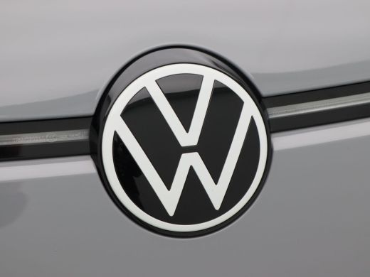 Volkswagen ID.3 First Plus 58 kWh | Panoramadak | Adaptive Cruise | Climate Control | Stoelverwarming | Navigatie... ActivLease financial lease