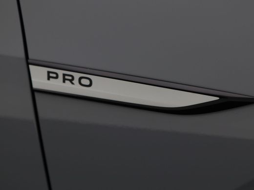 Volkswagen ID.3 First Plus 58 kWh | Panoramadak | Adaptive Cruise | Climate Control | Stoelverwarming | Navigatie... ActivLease financial lease