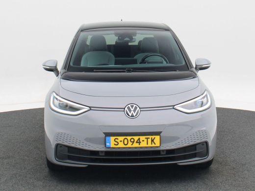 Volkswagen ID.3 First Plus 58 kWh | Panoramadak | Adaptive Cruise | Climate Control | Stoelverwarming | Navigatie... ActivLease financial lease