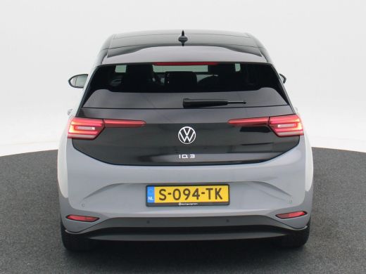 Volkswagen ID.3 First Plus 58 kWh | Panoramadak | Adaptive Cruise | Climate Control | Stoelverwarming | Navigatie... ActivLease financial lease