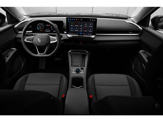 Volkswagen T-Roc 1.5 eTsi Life First Edition | Achterbank in delen neerklapbaar | Achteruitrijcamera | Alarmsysteem ActivLease financial lease