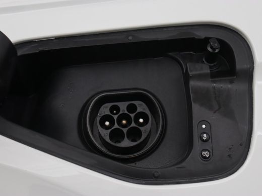 Volkswagen Tiguan 1.4 TSI eHybrid R Line | Panoramadak | Leder | Stoelverwarming | Trekhaak | 360 Camera | Adaptive... ActivLease financial lease