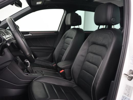 Volkswagen Tiguan 1.4 TSI eHybrid R Line | Panoramadak | Leder | Stoelverwarming | Trekhaak | 360 Camera | Adaptive... ActivLease financial lease