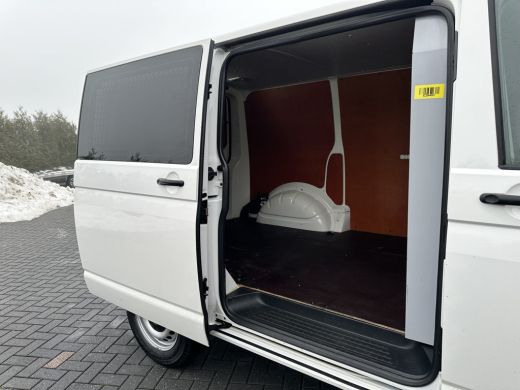 Volkswagen Transporter 2.0 TDI 102 PK / L1H1 / 1e EIG. / CAMERA / AIRCO / CRUISE / ACHTERKLEP / NETTE BUS ActivLease financial lease