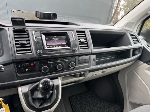 Volkswagen Transporter 2.0 TDI 102 PK / L1H1 / 1e EIG. / CAMERA / AIRCO / CRUISE / ACHTERKLEP / NETTE BUS ActivLease financial lease