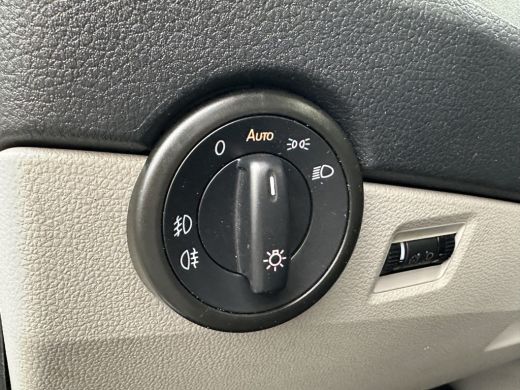 Volkswagen Transporter 2.0 TDI 102 PK / L1H1 / 1e EIG. / CAMERA / AIRCO / CRUISE / ACHTERKLEP / NETTE BUS ActivLease financial lease