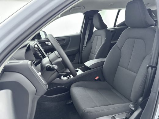 Volvo  EX40 Single Motor Essential 70 kWh | Anti Blokkeer Systeem | Bestuurdersstoel in hoogte verstelbaar | ... ActivLease financial lease