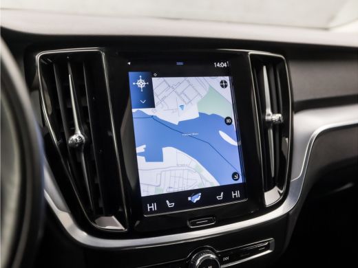 Volvo  V60 2.0 B3 Momentum 164Pk Automaat (GROOT NAVI, CAMERA, ADAPTIVE CRUISE, SPORTSTOELEN, LED KOPLAMPEN,... ActivLease financial lease