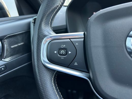 Volvo  XC40 Recharge P8 AWD R-Design | Soh 91% | Warmtepomp | Pano | Memory | Trekhaak | 360 camera | Harman/... ActivLease financial lease