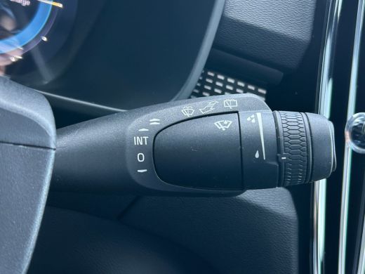 Volvo  XC40 Recharge P8 AWD R-Design | Soh 91% | Warmtepomp | Pano | Memory | Trekhaak | 360 camera | Harman/... ActivLease financial lease