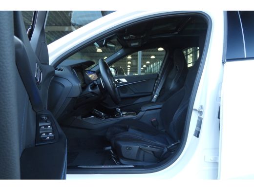 BMW 1 Serie 128ti Automaat / Panoramadak / M Sportstoelen / Achteruitrijcamera / M Sportonderstel /  Adaptiev... ActivLease financial lease