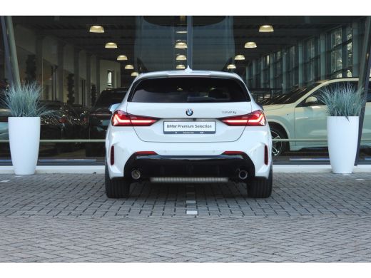 BMW 1 Serie 128ti Automaat / Panoramadak / M Sportstoelen / Achteruitrijcamera / M Sportonderstel /  Adaptiev... ActivLease financial lease