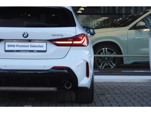 BMW 1 Serie 128ti Automaat / Panoramadak / M Sportstoelen / Achteruitrijcamera / M Sportonderstel /  Adaptiev... ActivLease financial lease