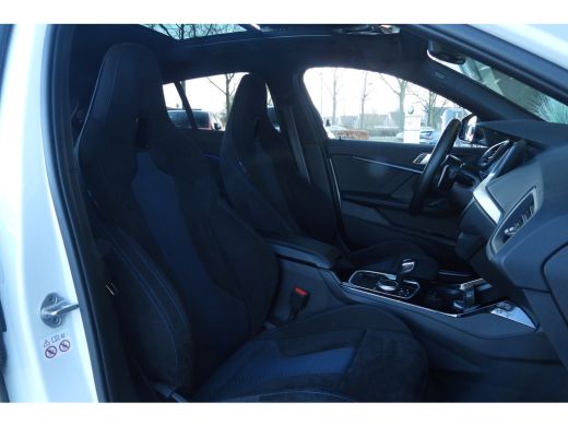 BMW 1 Serie 128ti Automaat / Panoramadak / M Sportstoelen / Achteruitrijcamera / M Sportonderstel /  Adaptiev... ActivLease financial lease