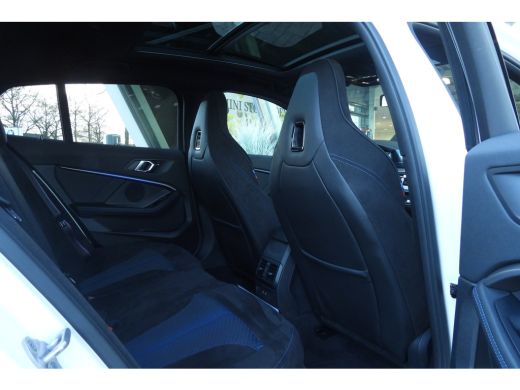 BMW 1 Serie 128ti Automaat / Panoramadak / M Sportstoelen / Achteruitrijcamera / M Sportonderstel /  Adaptiev... ActivLease financial lease