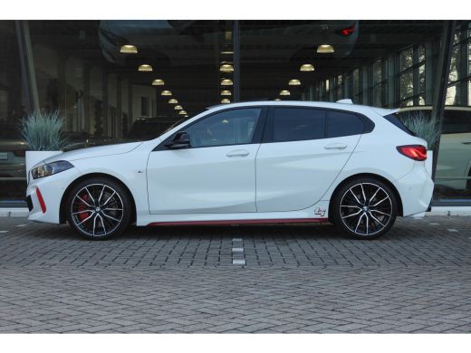 BMW 1 Serie 128ti Automaat / Panoramadak / M Sportstoelen / Achteruitrijcamera / M Sportonderstel /  Adaptiev... ActivLease financial lease