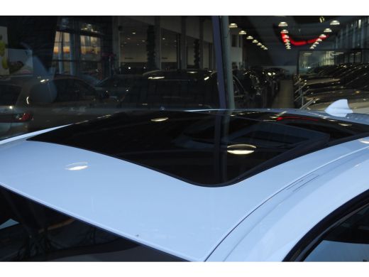 BMW 1 Serie 128ti Automaat / Panoramadak / M Sportstoelen / Achteruitrijcamera / M Sportonderstel /  Adaptiev... ActivLease financial lease