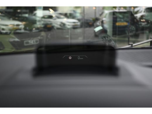 BMW 2 Serie 225e xDrive High Executive M Sport Automaat / Panoramadak / Trekhaak / Sportstoelen / M Adaptief ... ActivLease financial lease