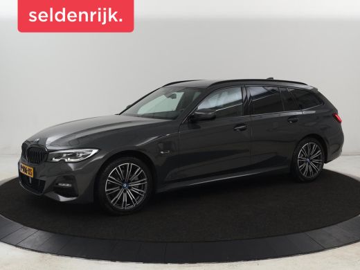 BMW 3 Serie 320e M Sport | Leder | Adaptive cruise | Stoelverwarming | Camera | Keyless | Carplay | Sportstoe...