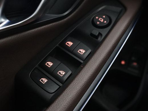 BMW 3 Serie 320e M Sport | Leder | Adaptive cruise | Stoelverwarming | Camera | Keyless | Carplay | Sportstoe... ActivLease financial lease