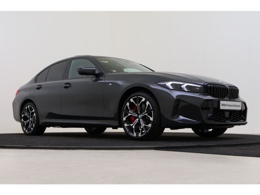 BMW 3 Serie 330e M Sport Automaat / Schuif-kanteldak / Trekhaak / Sportstoelen / Stuurverwarming / Comfort Ac... ActivLease financial lease
