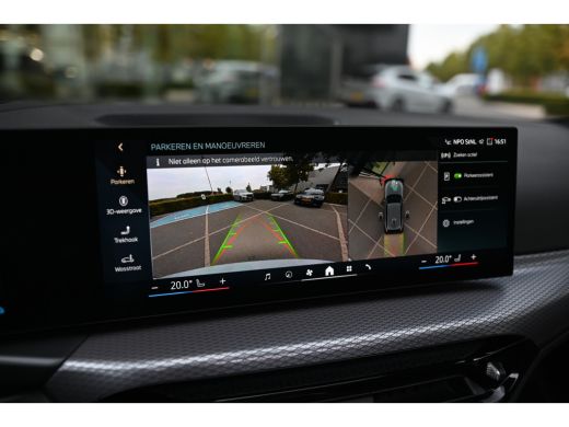 BMW 3 Serie Touring 330e High Executive M Sport Automaat / Panoramadak / Trekhaak / Sportstoelen / Comfort Ac... ActivLease financial lease