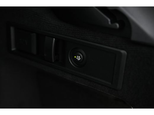 BMW 3 Serie Touring 330e High Executive M Sport Automaat / Panoramadak / Trekhaak / Sportstoelen / Comfort Ac... ActivLease financial lease