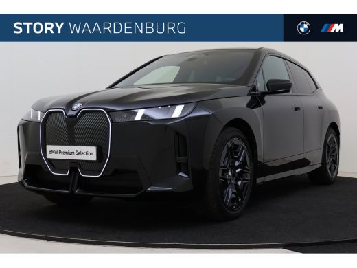 BMW iX xDrive45 M Sport / Soft-Close / Stoelventilatie / Adaptief onderstel / Comfort Access / Adaptieve...