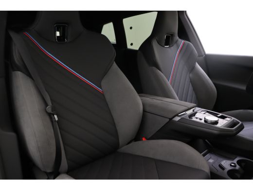 BMW iX xDrive45 M Sport / Soft-Close / Stoelventilatie / Adaptief onderstel / Comfort Access / Adaptieve... ActivLease financial lease