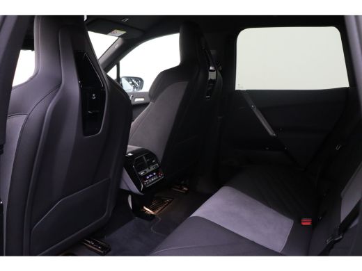 BMW iX xDrive45 M Sport / Soft-Close / Stoelventilatie / Adaptief onderstel / Comfort Access / Adaptieve... ActivLease financial lease