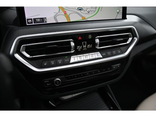 BMW iX3 High Executive / Panoramadak / Adaptief onderstel / Laserlight / Stuurverwarming / Comfort Access... ActivLease financial lease