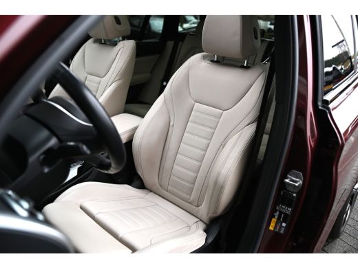 BMW iX3 High Executive / Panoramadak / Adaptief onderstel / Laserlight / Stuurverwarming / Comfort Access... ActivLease financial lease