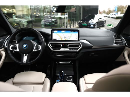 BMW iX3 High Executive / Panoramadak / Adaptief onderstel / Laserlight / Stuurverwarming / Comfort Access... ActivLease financial lease