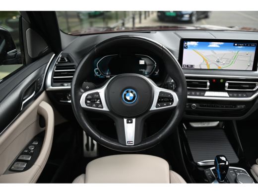 BMW iX3 High Executive / Panoramadak / Adaptief onderstel / Laserlight / Stuurverwarming / Comfort Access... ActivLease financial lease