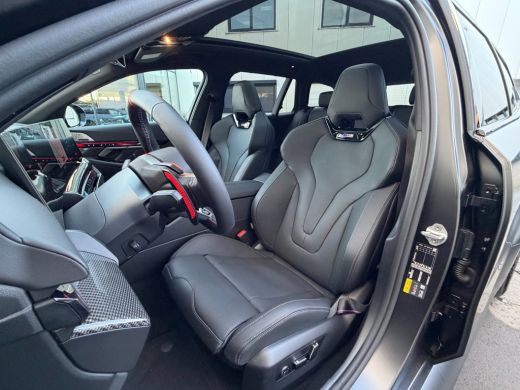BMW M5 Touring M5 Mat-Keramisch-M Drivers Pack-Pano-Trekhaak-21" ActivLease financial lease