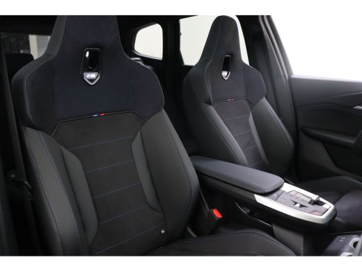 BMW X1 M35i High Executive Automaat / Panoramadak / M Sportstoelen / M adaptief onderstel / Stuurverwarm... ActivLease financial lease