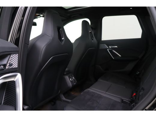 BMW X1 M35i High Executive Automaat / Panoramadak / M Sportstoelen / M adaptief onderstel / Stuurverwarm... ActivLease financial lease