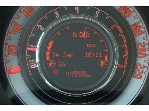 Fiat 500 1.0 Hybrid Lounge | Carplay | DAB | Cruise | Airco | Centrale Vergrendeling | | Carplay | DAB | C... ActivLease financial lease