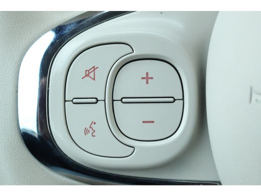 Fiat 500 1.0 Hybrid Lounge | Carplay | DAB | Cruise | Airco | Centrale Vergrendeling | | Carplay | DAB | C... ActivLease financial lease