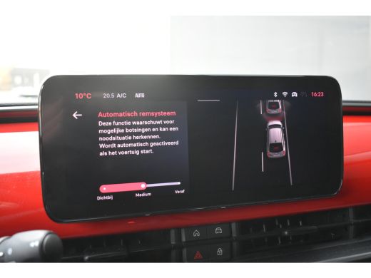 Fiat 600 RED 54kWh 3 Fase 156pk 96%SOH! | Navigatie by App | Parkeersensoren | Full-LED | Airco | Cruise C... ActivLease financial lease