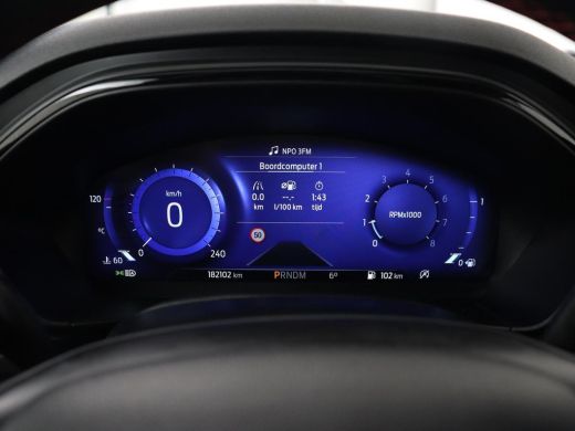 Ford Focus 1.5 EcoBoost ST Line X | Trekhaak | Adaptive cruise | Camera | Carplay | Digital Cockpit | Keyles... ActivLease financial lease