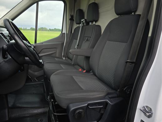 Ford Transit 350 2.0 TDCI L2 H2 - 130 Pk - Euro 6 - Airco - Cruise Control ActivLease financial lease