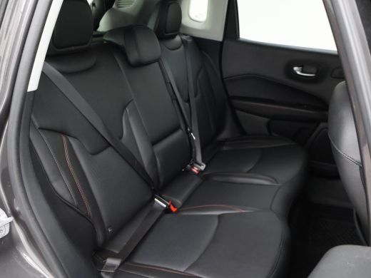 Jeep Compass 4xe 240 PK PLUG-IN HYBRID 4X4 TRAILHAWK + TREKHAAK | VOL LEDER | ALPINE | CARPLAY | DAB | STOEL/S... ActivLease financial lease