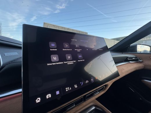 Mazda 6 Takumi Plus 68.8 kWh | Stoelverwarming/verkoeling | Stuurverwarming | Panoramadak | Adaptive crui... ActivLease financial lease