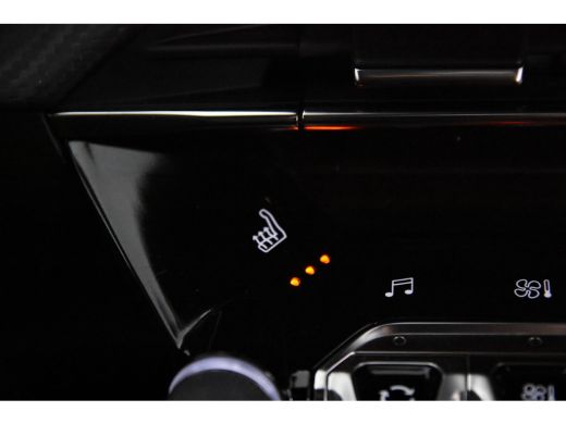 Peugeot 2008 GT-Line 130 *1ste Eigenaar*Leer*Navigatie*Stoelverwarming* ActivLease financial lease