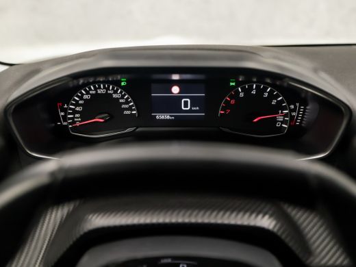 Peugeot 208 1.2 PureTech Sport (APPLE CARPLAY, GROOT NAVI, PARKEERSENSOREN, SPORTSTOELEN, CRUISE, LED KOPLAMP... ActivLease financial lease