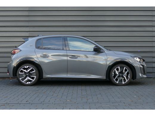 Peugeot 208 HYBRID 100PK 5-DRS GT AUTOMAAT / NAVI / CLIMA / PDC / 17"LMV / CAMERA / PANO.DAK / KEYLESS / FULL... ActivLease financial lease