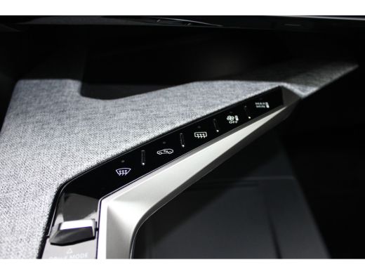 Peugeot 5008 1.2 Hybrid 145 GT | 2 stoelen op derde rij | Achterbank in delen neerklapbaar | Achterbank verste... ActivLease financial lease