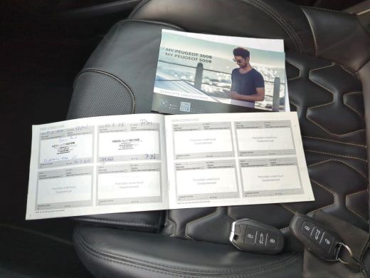 Peugeot 5008 1.2 PureTech GT-Line Avantage | Automaat | Navigatie | Camera | Lederen bekleding | Massage | Sto... ActivLease financial lease
